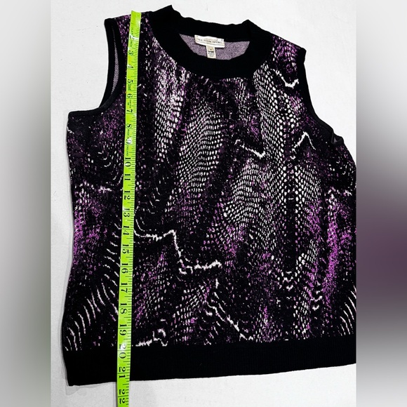 St John Sport geometric sleeveless tank top Size small - Picture 9 of 9